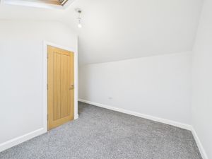 Photo 25- click for photo gallery